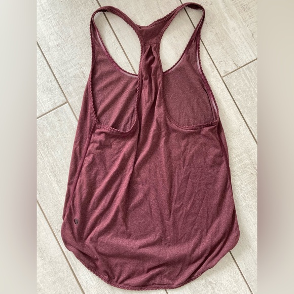 Lululemon tank top size 6 burgundy - Picture 2 of 3